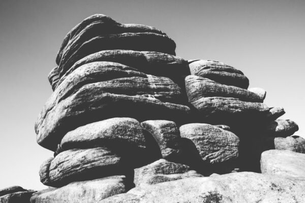 gray and black rock formation