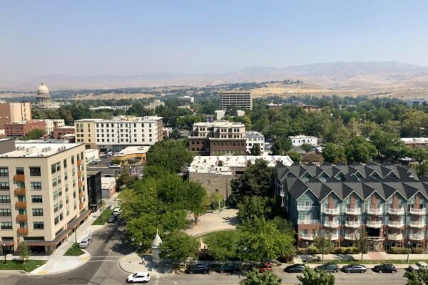 a city with many buildings